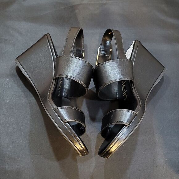 BRAND NEW CALVIN KLEIN WOMEN'S BELLE WEDGE SANDALS - Picture 12 of 16